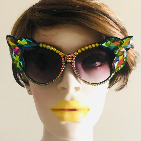 Retro Cat Eye Sunglasses Swarovski Crystal Embellished main image 5